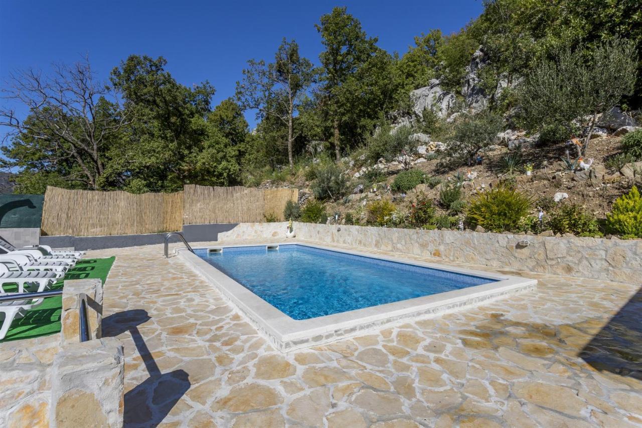 Holiday Home Dijamant Kučiće Exterior foto